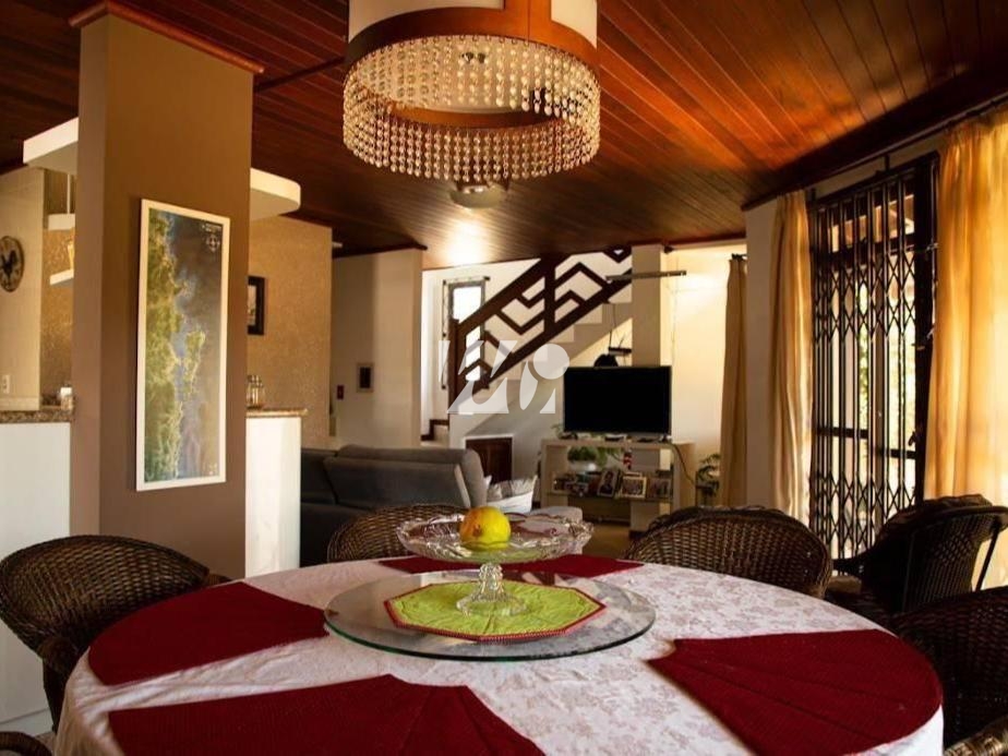 Casa em Pinheira, Palhoça. 3 quartos, 190m². Imagem 1 de 10